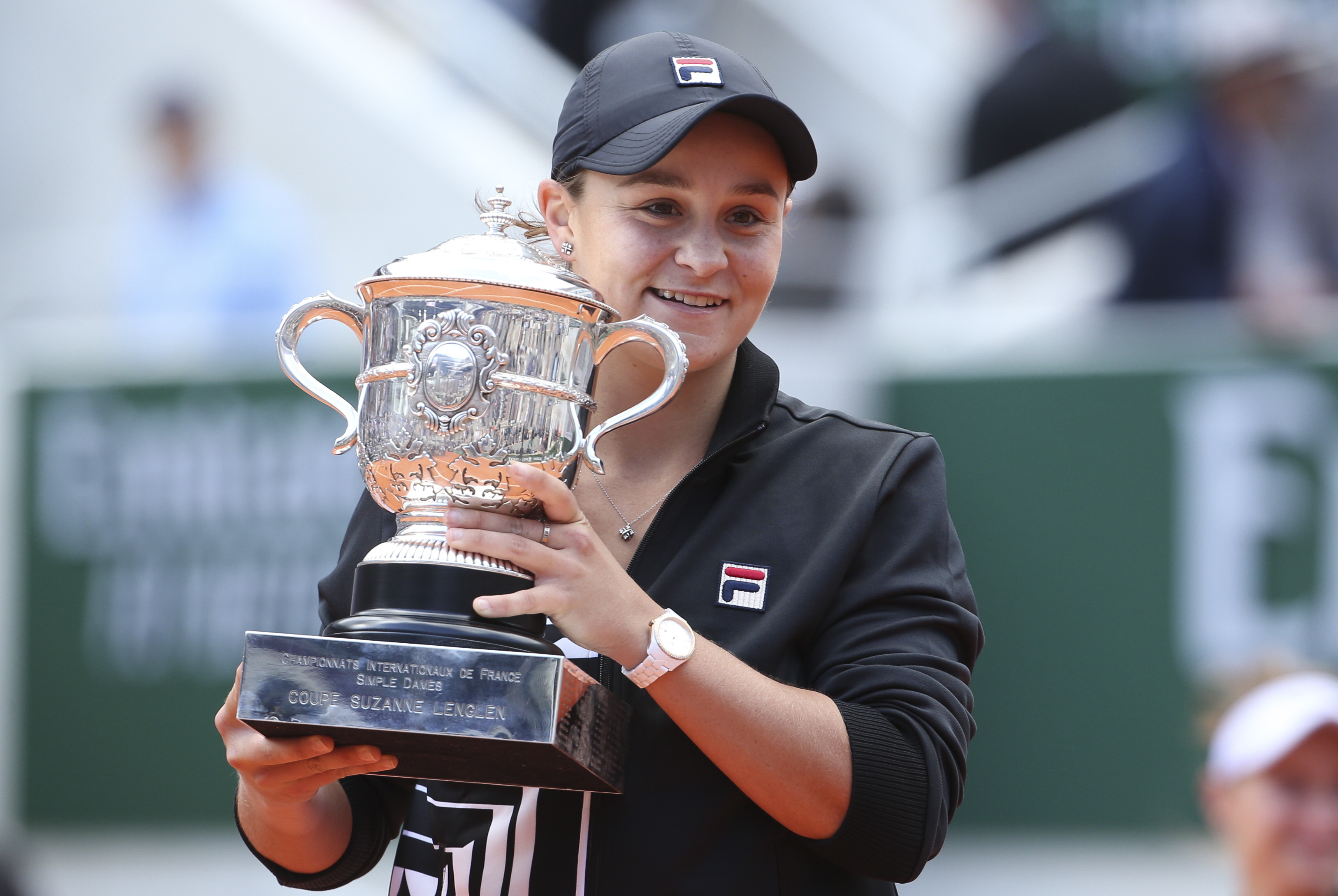 Ash Barty claims the 2019 French Open title//Getty Images